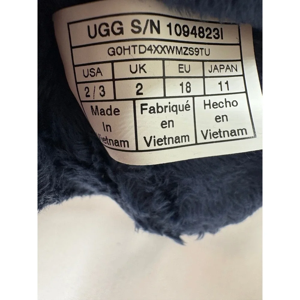 UGG Infant Navy Blue Bixbee Faux Fur Bootie Sz 2/3 Hook Loop Baby Shower Gift